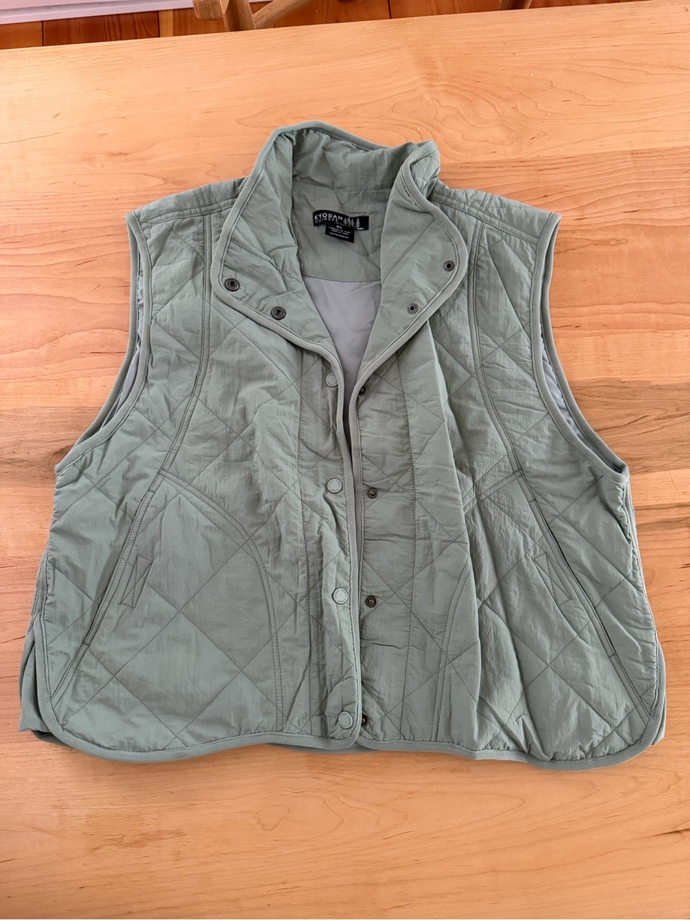 Kyodan Quilted Light Sage Green Vest
